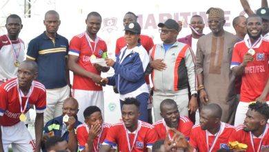 Customs Celebrates Comet Shipping on 2024 Maritime Cup Victory