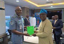 Customs, NES Strengthen Ties to Promote Economic Development