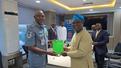 Customs, NES Strengthen Ties to Promote Economic Development