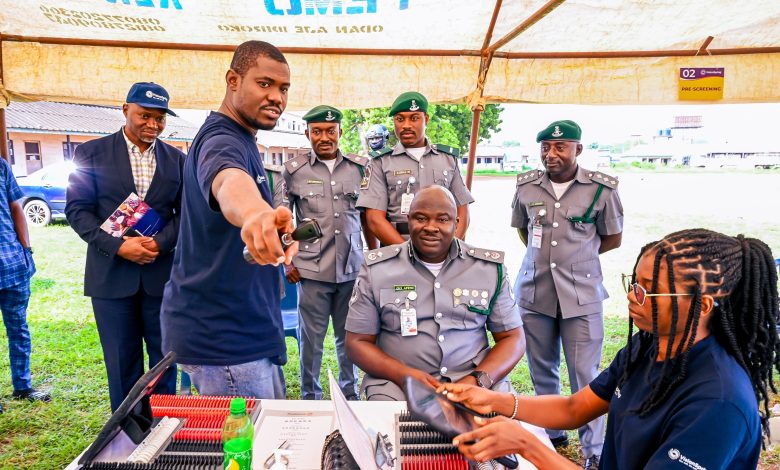 Ogun I Customs Promotes Officers’ Welfare With Free Eye Care Programme