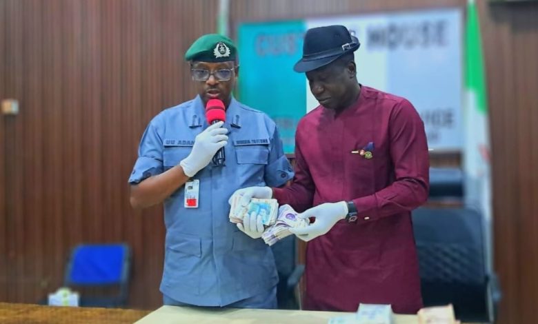 Customs Intensifies Anti-Money Laundering Efforts, Intercepts Undeclared Foreign Currencies at Kano Airport
