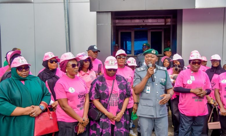 Apapa COWA Takes Breast Cancer Awareness Campaign to Anjorin Market, Donates Items